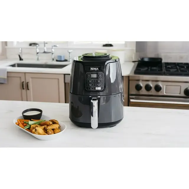 friteuse-a-air-ninja-af100-noir-1500-w-3-8-l_932616 (2).webp